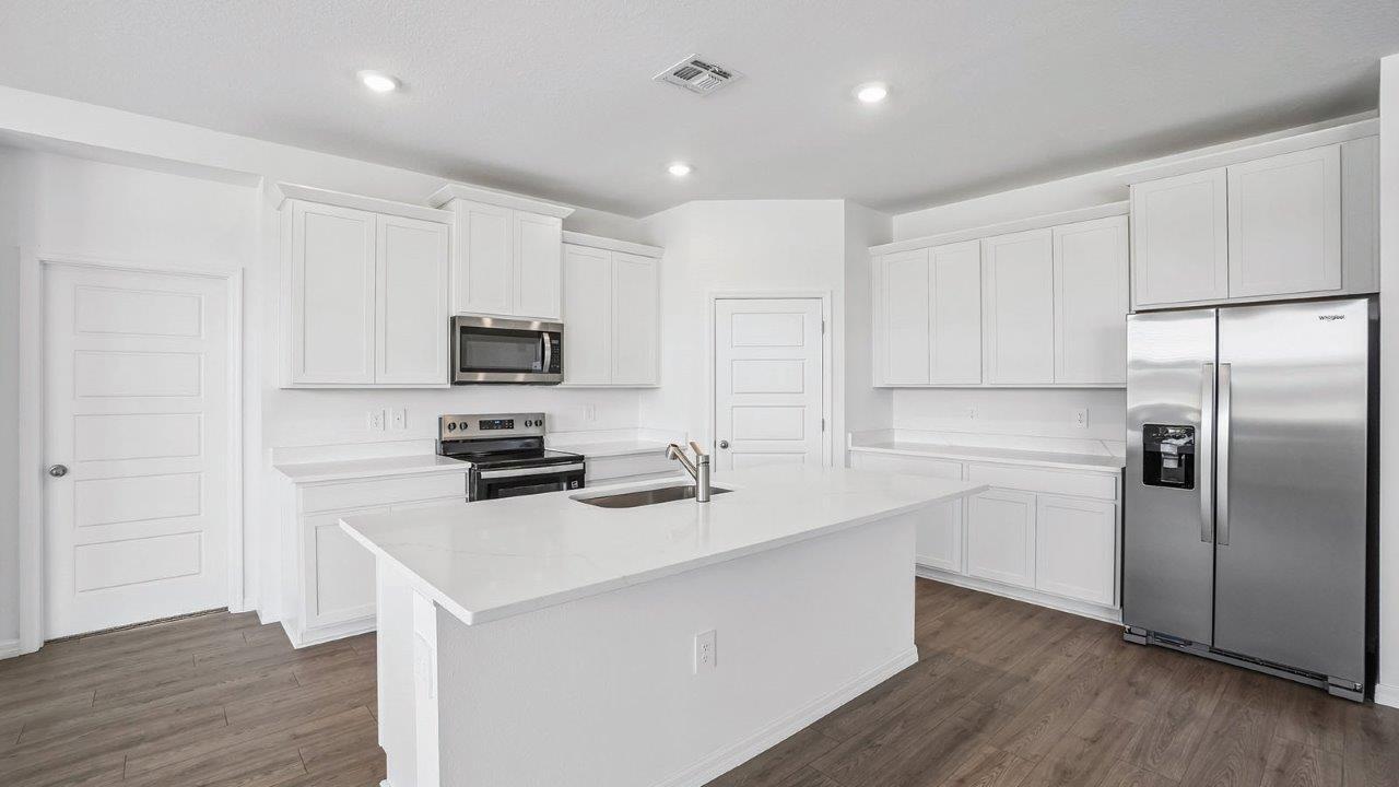 Winter Haven Grand Lake Residence — long-term rental — gallery photo 10