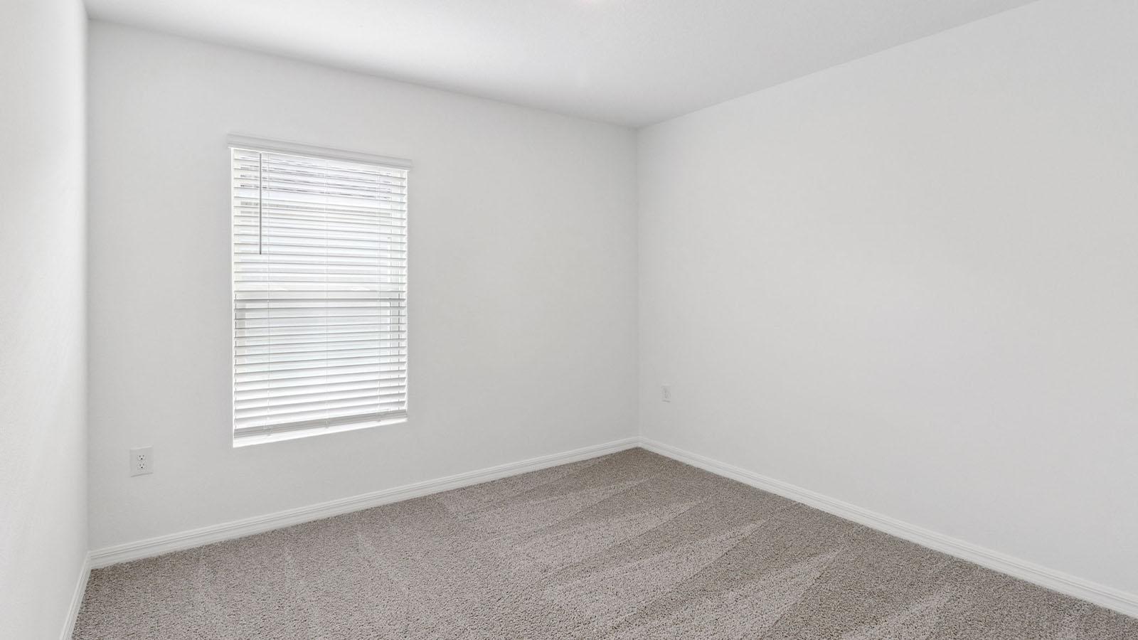 Winter Haven Five Bedroom Residence — long-term rental — gallery photo 20