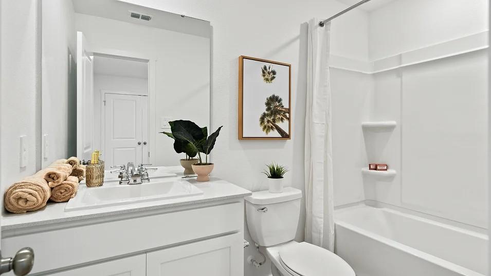 Davenport Parkside Townhome — long-term rental — gallery photo 18