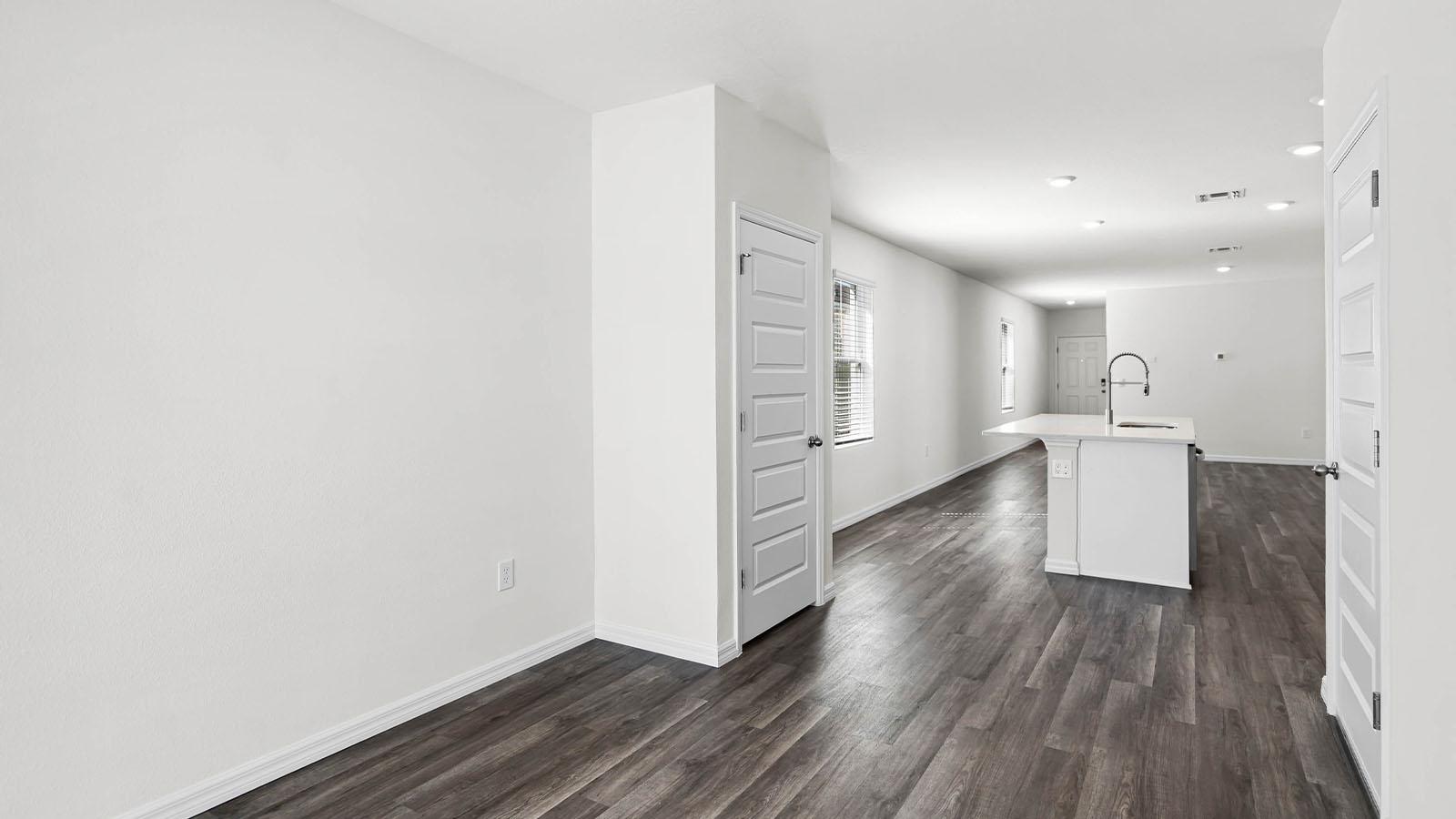Winter Haven Lake Eloise Courtyard Residence — long-term rental — gallery photo 10