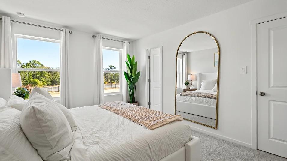 Davenport Parkside Townhome — long-term rental — gallery photo 8