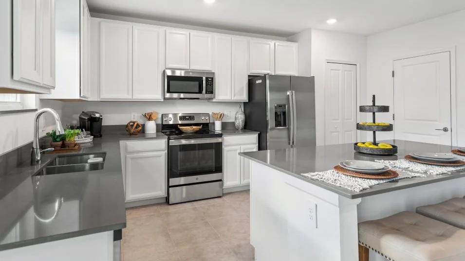 Casa Nova com 4 Quartos em Kissimmee Florida — long-term rental — gallery photo 2