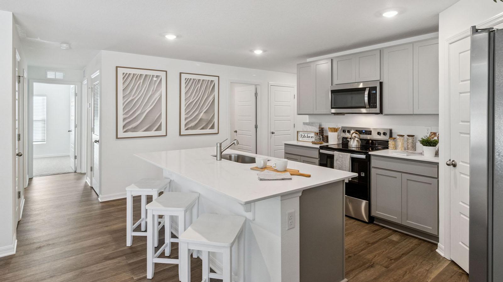 Winter Haven Five Bedroom Residence — long-term rental — gallery photo 12