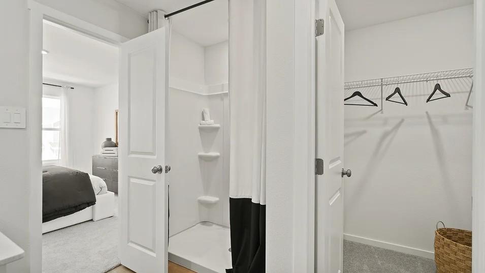 Davenport Grove Townhome — long-term rental — gallery photo 11