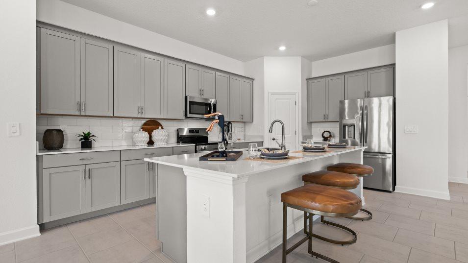 Davenport Heritage Multi-Gen Residence — long-term rental — gallery photo 2