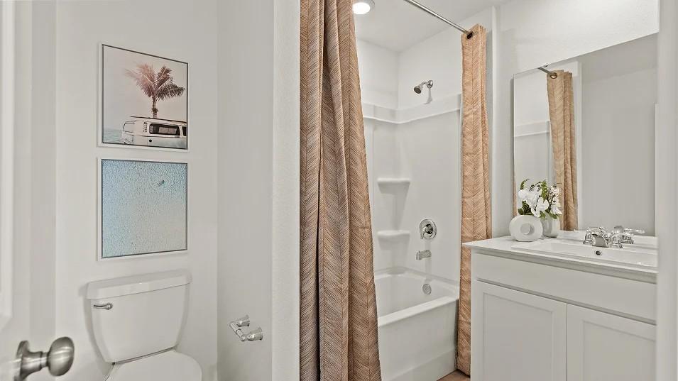 Haines City Grand Family Residence — long-term rental — gallery photo 15