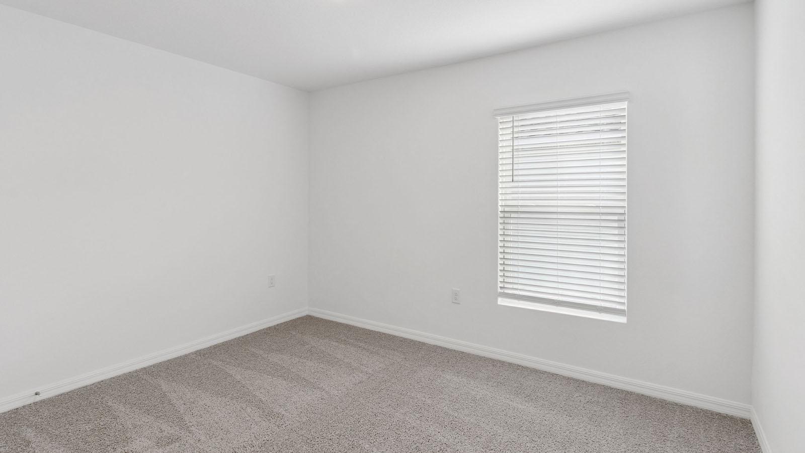 Winter Haven Five Bedroom Residence — long-term rental — gallery photo 22