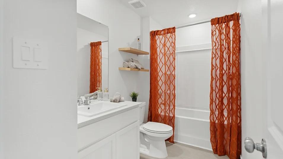 Haines City Parkside Residence — long-term rental — gallery photo 12