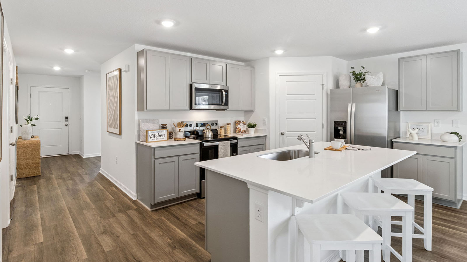 Winter Haven Five Bedroom Residence — Winter Haven — photo 10