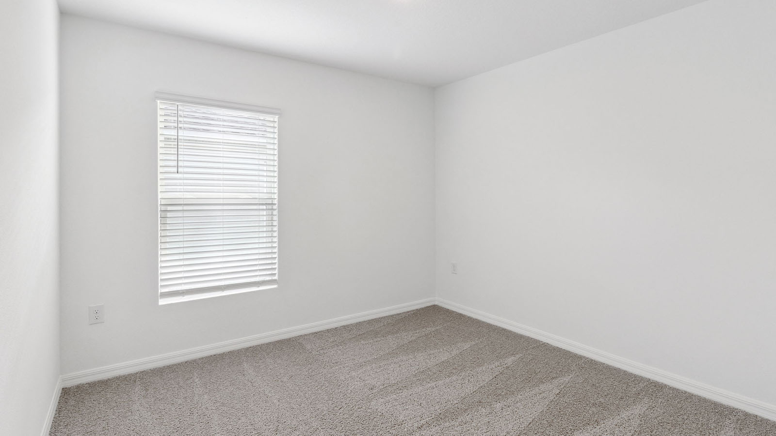 Winter Haven Five Bedroom Residence — Winter Haven — photo 20