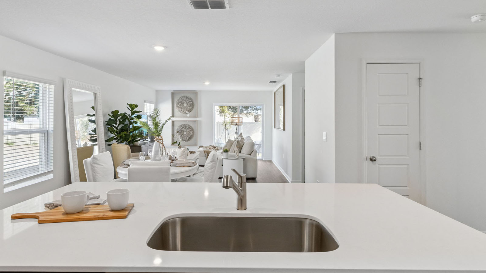Winter Haven Five Bedroom Residence — Winter Haven — photo 15